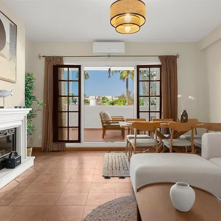 Marina 3bd Sea Views Club Access Apartment