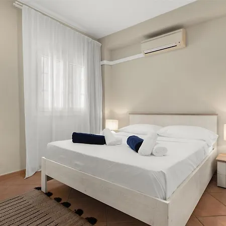Apartment Marina 3bd Sea Views Club Access